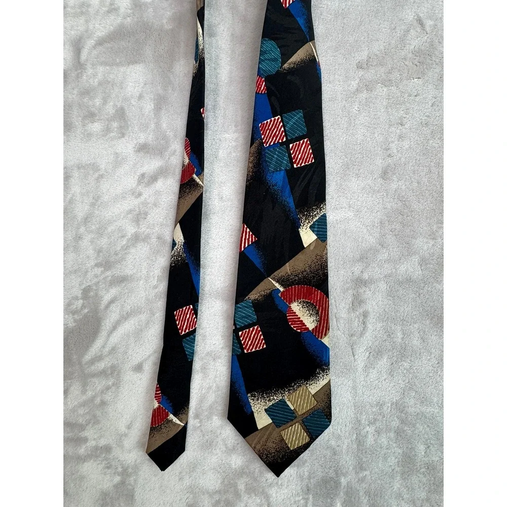 Bugle Boy USA Mens Geometric Pattern Necktie Black Blue‎ Red Tan